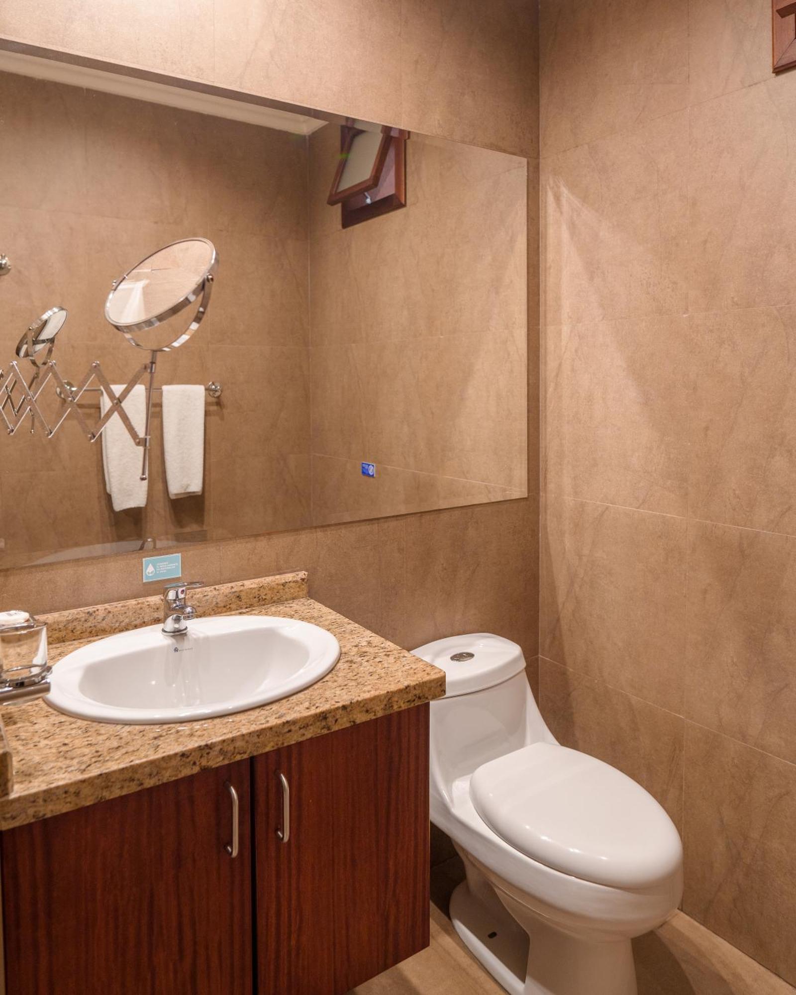 Santa Lucia House - Forum Куенка Екстериор снимка