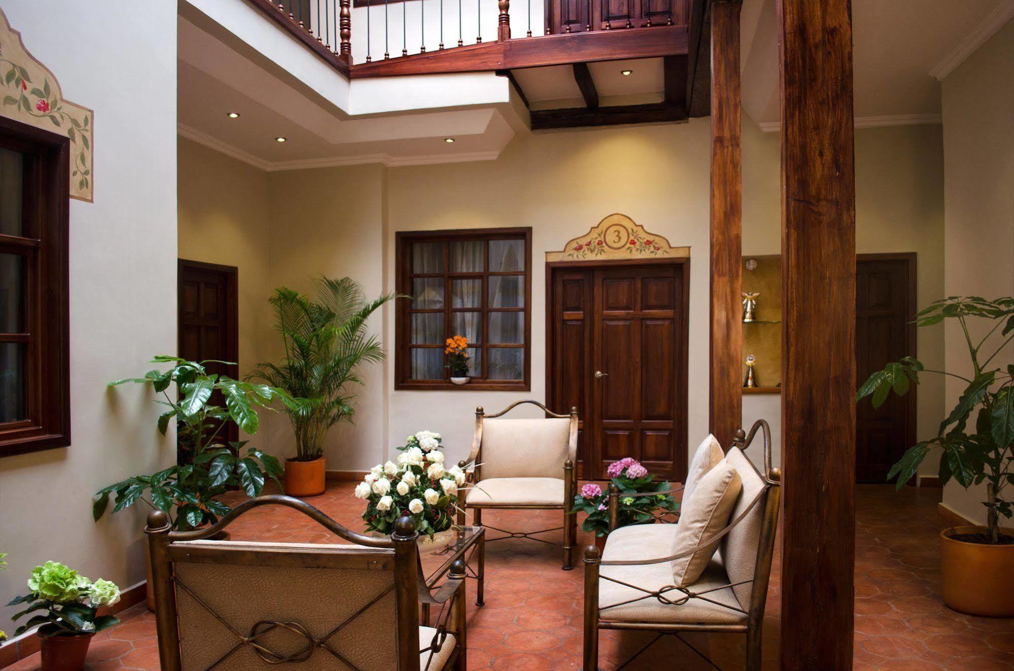 Santa Lucia House - Forum Куенка Екстериор снимка